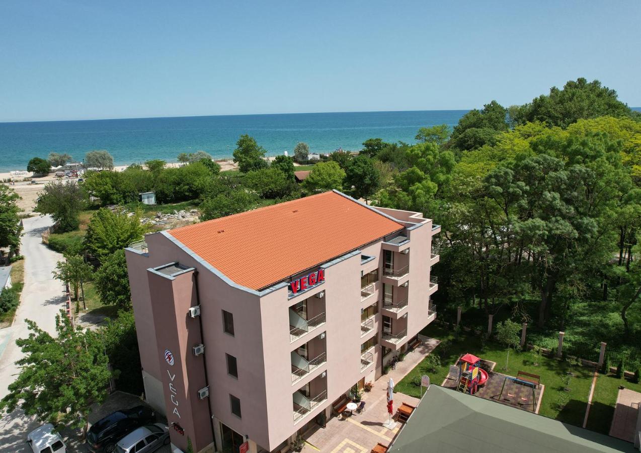 Hotel Vega Kranevo Bagian luar foto