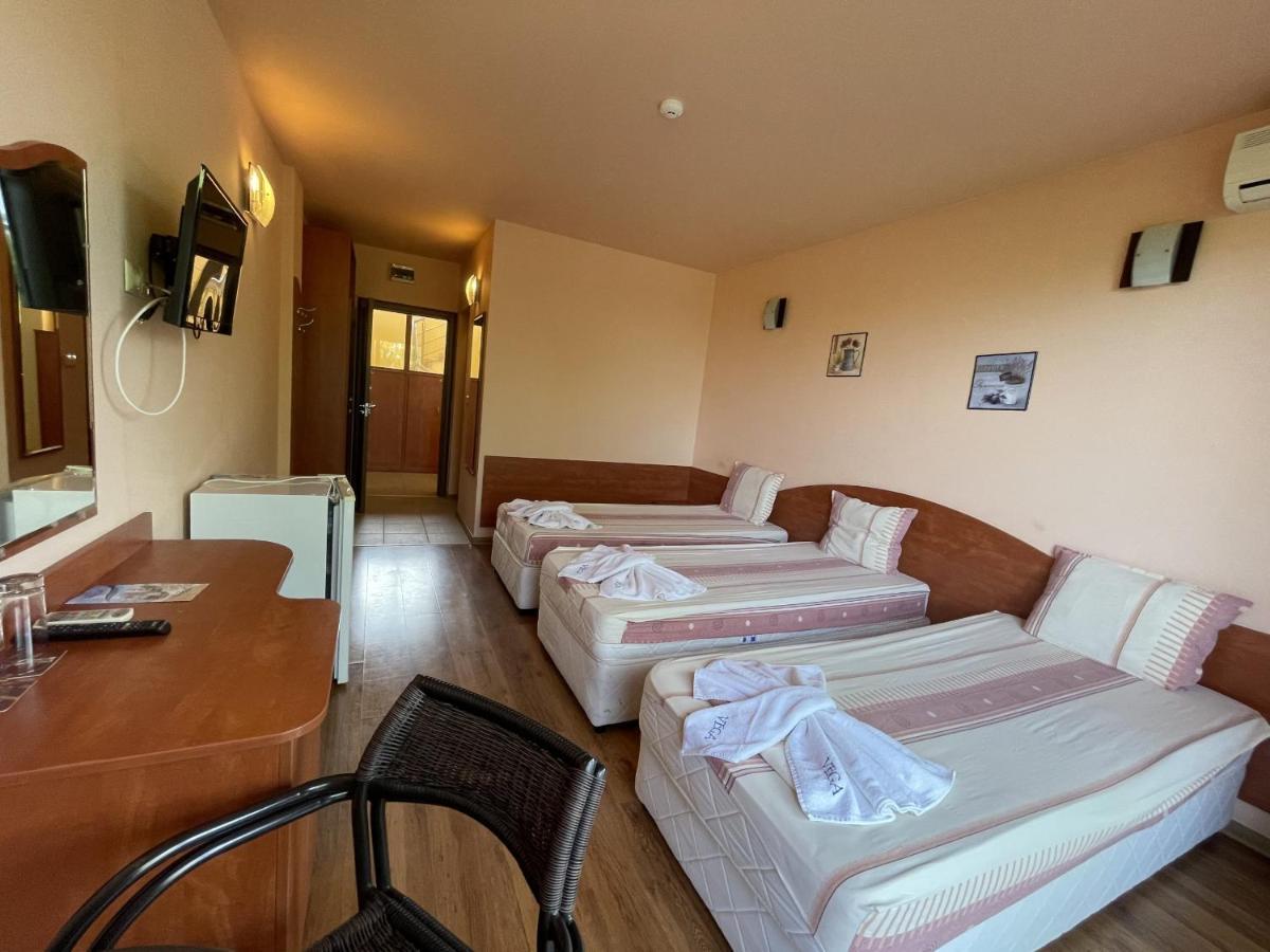 Hotel Vega Kranevo Bagian luar foto
